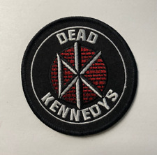 Emblema bordado de ferro em tecido Dead Kennedys logotipo clássico banda punk rock comprar usado Emblema bordado de ferro em tecido Dead Kennedys logotipo clássico banda punk rock comprar usado  Enviando para Brazil