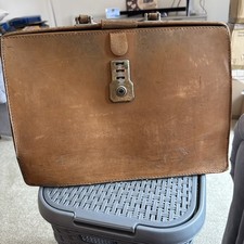 vintage doctors bag for sale vintage doctors bag for sale CHICHESTER