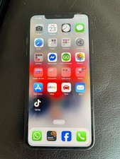 Phone xs max for sale  CANVEY ISLAND
