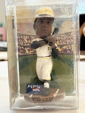 Roberto clemente bobble for sale  North Brunswick