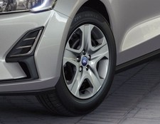 Ford enjoliveur d'occasion  Estrées-Saint-Denis