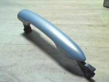 Poignee porte gauche d'occasion Poignee porte gauche d'occasion  La Chapelle-Saint-Luc