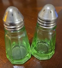 Pair hazel atlas for sale  Orlando