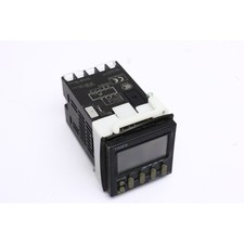Omron timer h5cx d'occasion  Dreux