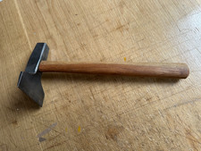 Rzadki młotek fornirowy CD Niemcy Wygląda Dobra jakość Solidna stal odlewana Rzadki na sprzedaż Rzadki młotek fornirowy CD Niemcy Wygląda Dobra jakość Solidna stal odlewana Rzadki na sprzedaż  Wysyłka do Poland