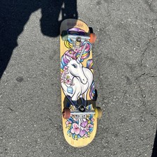 Skate completo SkateXS Unicorn. Projetado especificamente para crianças. 29x7 comprar usado Skate completo SkateXS Unicorn. Projetado especificamente para crianças. 29x7 comprar usado  Enviando para Brazil