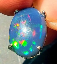 Pendentif opale noire d'occasion  Épinal