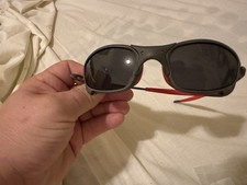 Oakley juliet usato Oakley juliet usato  Spedire a Italy