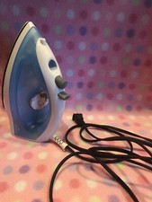 Aparelho de ferro a vapor RIVAL Clothing azul e branco funciona muito bem! comprar usado Aparelho de ferro a vapor RIVAL Clothing azul e branco funciona muito bem! comprar usado  Enviando para Brazil