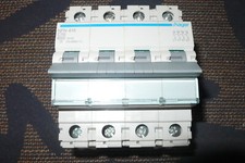 Hager nfn416 disjoncteur d'occasion  Barr