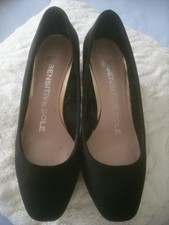 Neat little black for sale  CLEVEDON