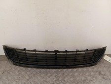 Grille pare choc d'occasion  Yffiniac