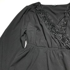 Blusa Torrid Bodice Feminina Tamanho 1 Preta Renda Aparada Crossover Manga Longa Elástica, usado comprar usado  Enviando para Brazil