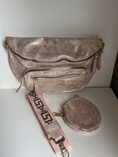 Sac banane bandoulière d'occasion  Villeneuve-sur-Yonne