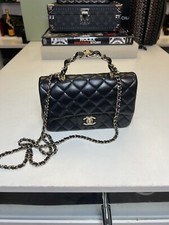 Bolsa Chanel preta acolchoada elos dourados alça superior aba, usado comprar usado  Enviando para Brazil