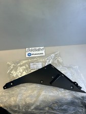 Intérieur carénage gauche d'occasion Intérieur carénage gauche d'occasion  Verneuil-l'Étang