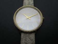 Relógio feminino Michael Kors com pulseira logotipo MK Addyson aço inoxidável tom dourado comprar usado  Enviando para Brazil