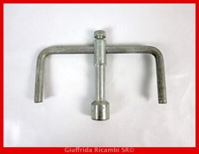 Chiave smontaggio ruote usato  Siracusa