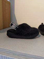 Girls ugg slippers for sale  SOUTH OCKENDON