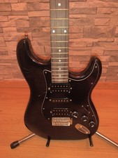 Schwarze stratocaster style gebraucht kaufen  Bremen