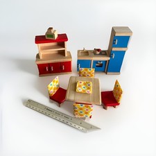 Wooden dollhouse furniture for sale  Conway