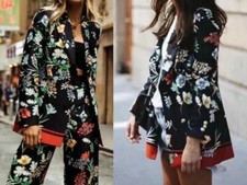 ZARA KWIATOWY NADRUK GRANATOWA JEDWABNA KURTKA Z PODWÓJNYMI PIERSIAMI ZŁOTE GUZIKI EXTRA SMALL XS na sprzedaż  PL
