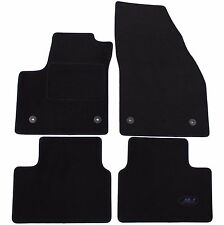 Tapis sol velours d'occasion  Saint-Claude