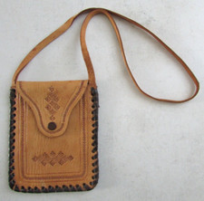 Petite pochette peau d'occasion  Argenton-sur-Creuse