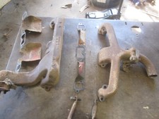 63-76 MOPAR A BODY V8 COLETORES DE ESCAPE OEM PAR 2465847 2465769 318 340 273 360 comprar usado  Enviando para Brazil