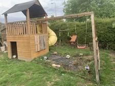Multilevel climbing tower for sale  WITNEY
