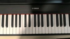 Tastiera musicale yamaha usato  Cosenza
