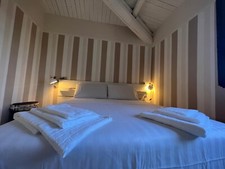 Arredamento camera letto usato  Arzachena