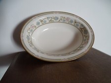 Saladier plat ovale d'occasion  Gondreville