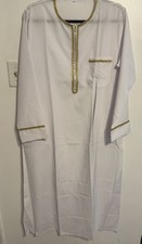 Decent new white d'occasion  Expédié en Belgium