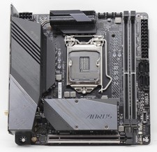 Gigabyte z590i aorus usato  Spedire a Italy