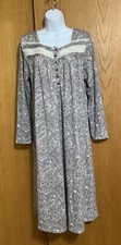 Women gray paisley for sale  Phlox