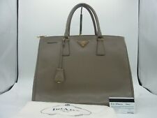 Autêntica bolsa tote GR41 Prada Galleria Saffiano com cartão ferragem dourada do Japão comprar usado  Enviando para Brazil