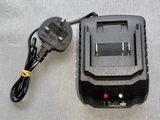Fast charger makita for sale  TOTNES