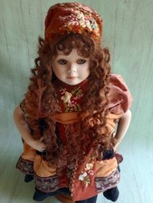 Mundia porcelain doll d'occasion  Expédié en Belgium