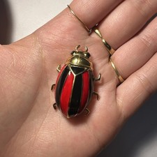 Broche insecte doré d'occasion  Andernos-les-Bains