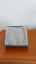 Coffret serviettes toilette. d'occasion  Villenave-d'Ornon