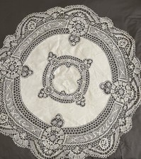 Grande nappe brodee d'occasion  Joinville-le-Pont