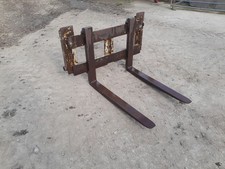 Set claas pallet for sale  BUXTON