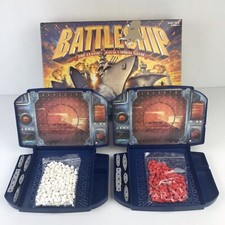 Usado, Battleship the Classic Naval Combat Game por MB Hasbro 2002 comprar usado  Enviando para Brazil