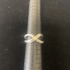 Anello infinity firmato usato Anello infinity firmato usato  Spedire a Italy