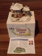 Lilliput lane......winter well for sale Lilliput lane......winter well for sale  BLACKPOOL