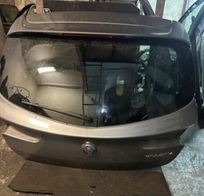 Cofano portellone posteriore usato  Napoli