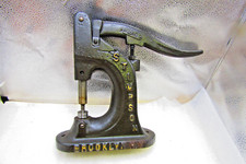 Rivet eyelet machine for sale  Lima