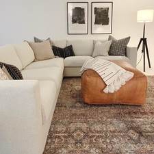 Available vimle corner for sale  LONDON