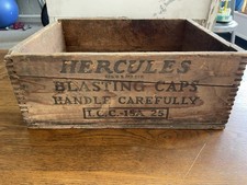 Vintage wooden box for sale  Edmond